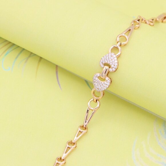 "Sparkling Heart Link Rose Gold Bracelet for Women - Elegant Design, XPBL0972 - Picture 3 of 12